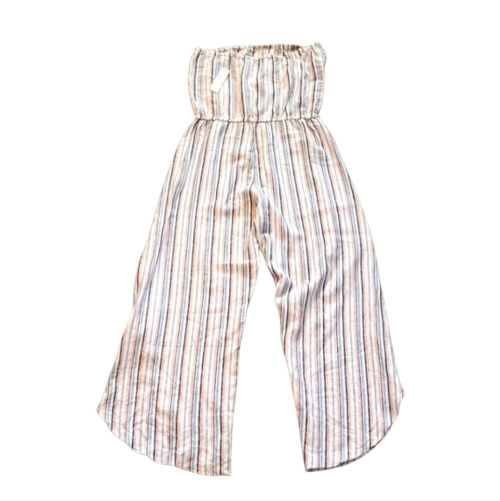 28B. NWT Drew Jumpsuit Size Small